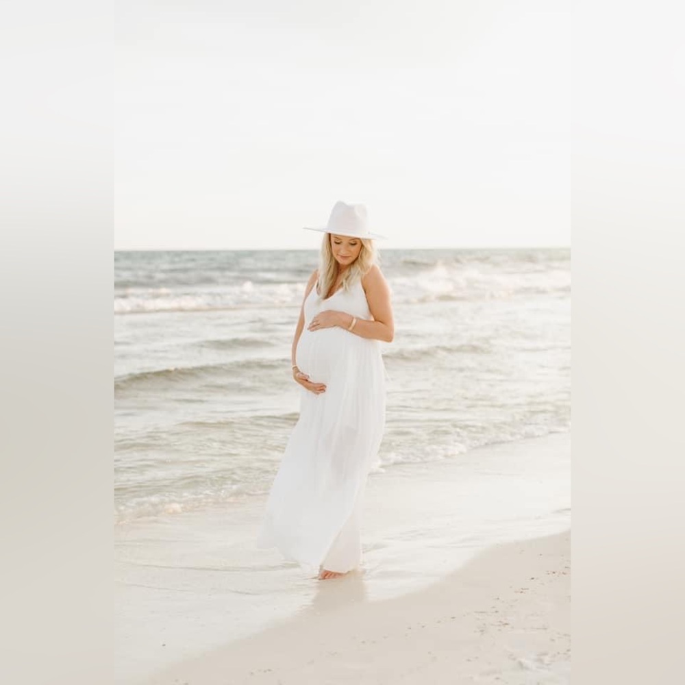Shop Impressions white maxi dress in size small